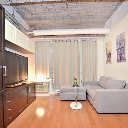 Stylish Urban Loft Downtown Apartamento Montréal Exterior foto