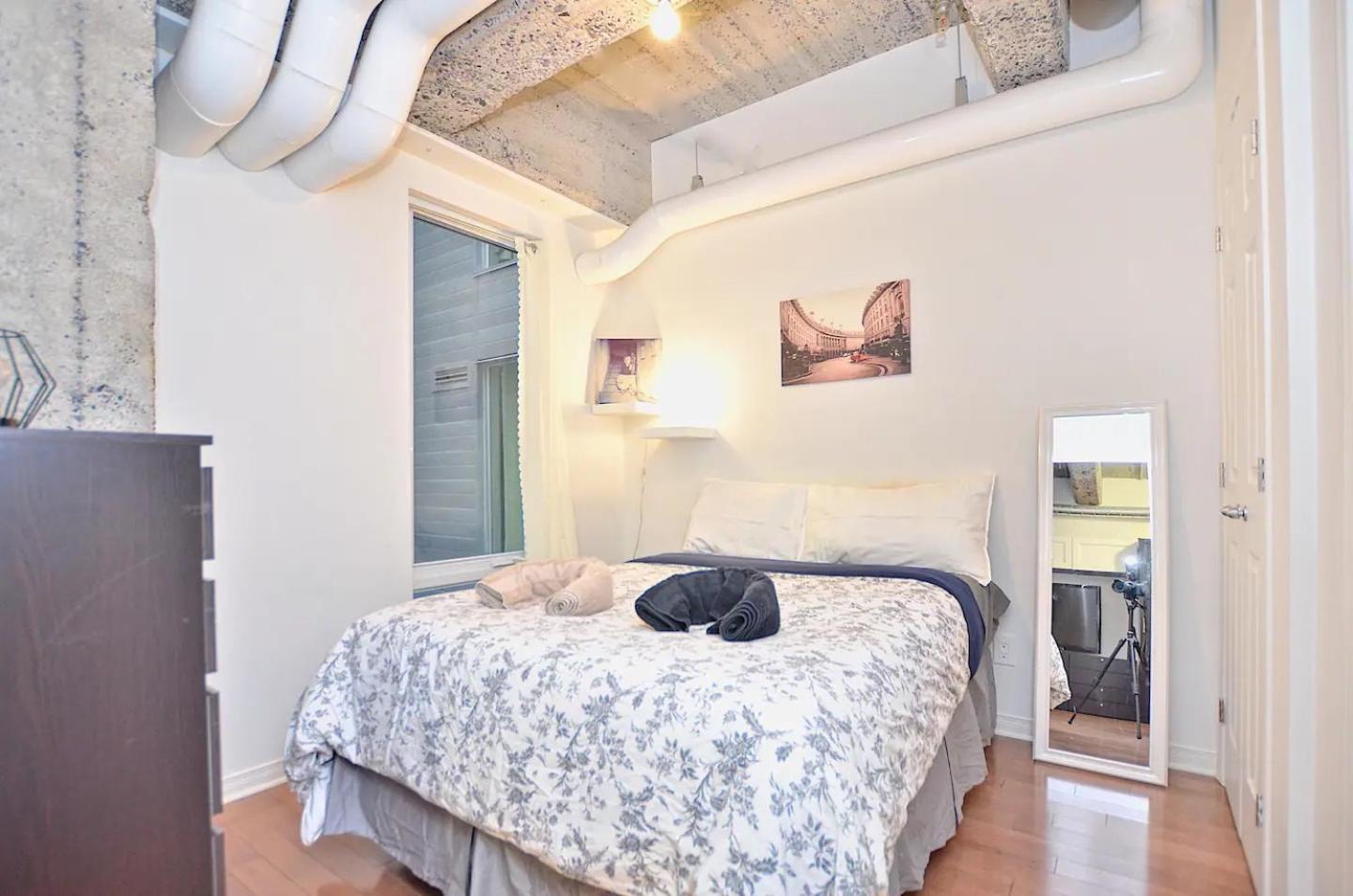 Stylish Urban Loft Downtown Apartamento Montréal Exterior foto